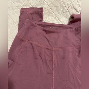 Jaanuu scrub set